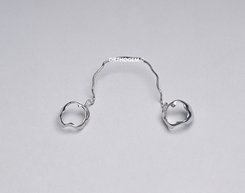 Arc lingual par Orthogem laboratoire spécialisé en prothèse ODF et orthodontie en France qualité réglage rapidité