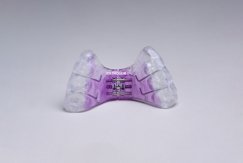 Disjoncteur résine ODF plaque surélévation fabriquée par Orthogem laboratoire ODF et prothèse orthodontique en France