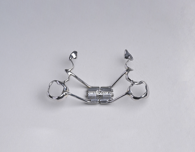 Disjoncteur soudé sur bagues anatomiques par Orthogem laboratoire spécialisé en prothèse ODF et orthodontie en France qualité réglage rapidité