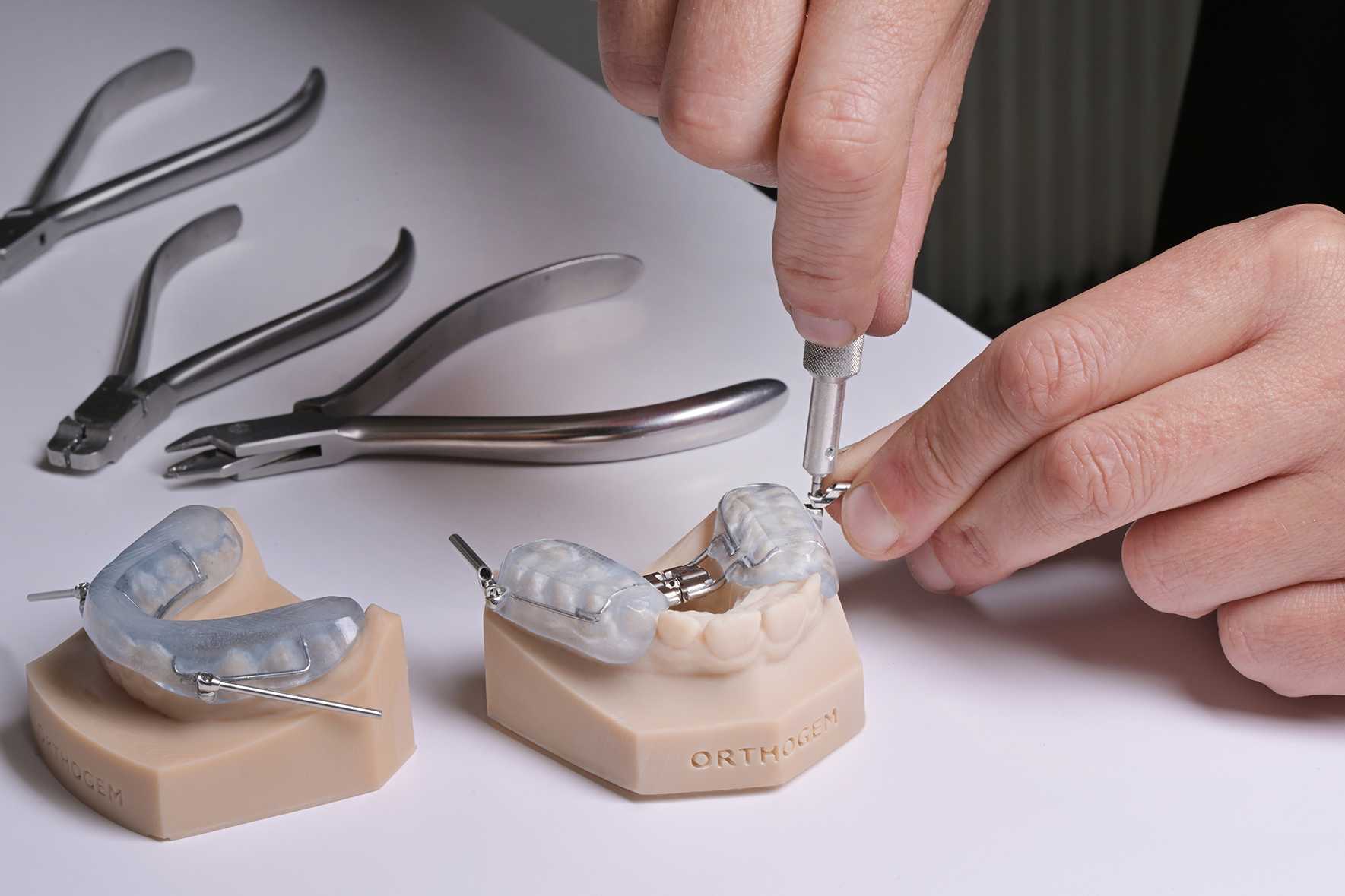 Orthogem expert en réglage Liberty Bielle appareillage ODF de qualité traitement classe 2 II mouvement de latéralité type Planas